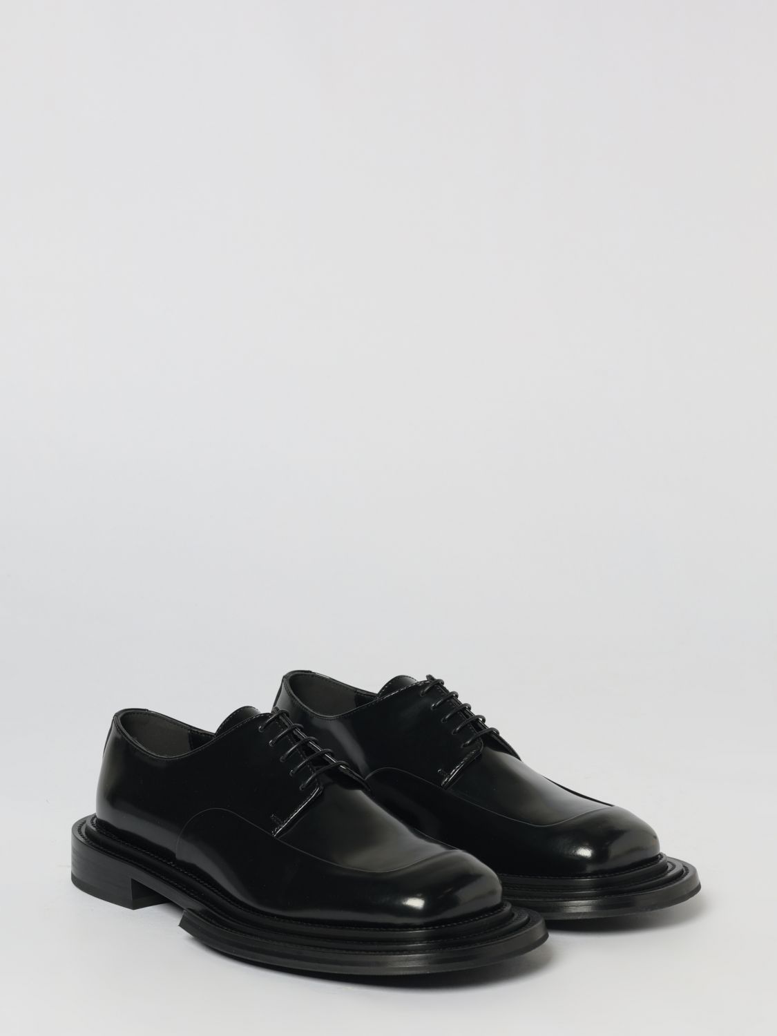 Brogue Shoes Men color Black