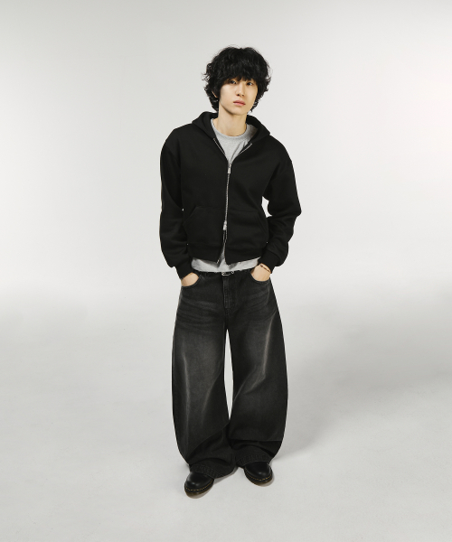 Curved Washed Denim Pants