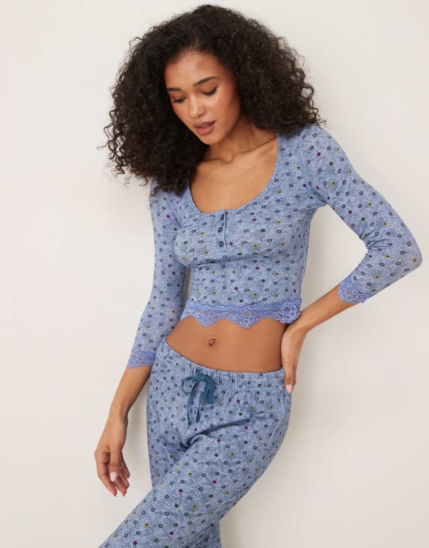 Stolen dance ditsy print sleep set in blue