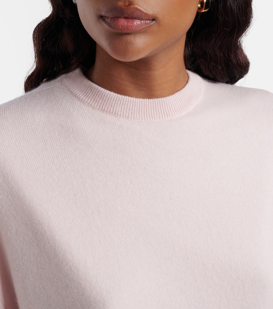 Cashmere sweater