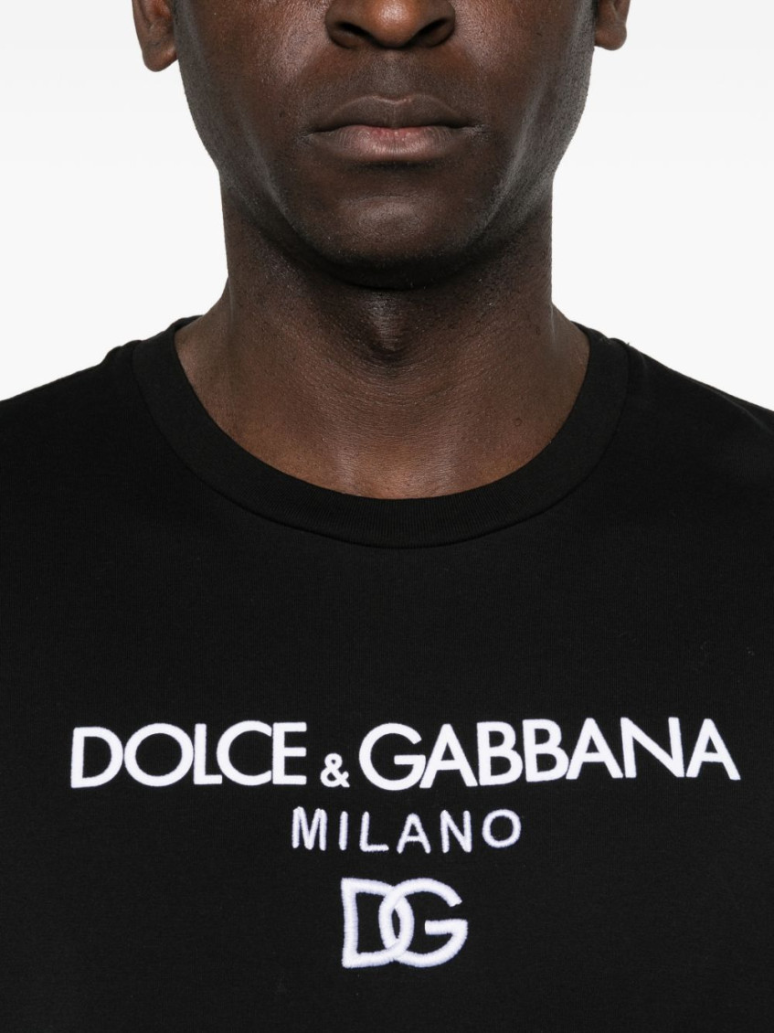 Logo-embroidered T-shirt