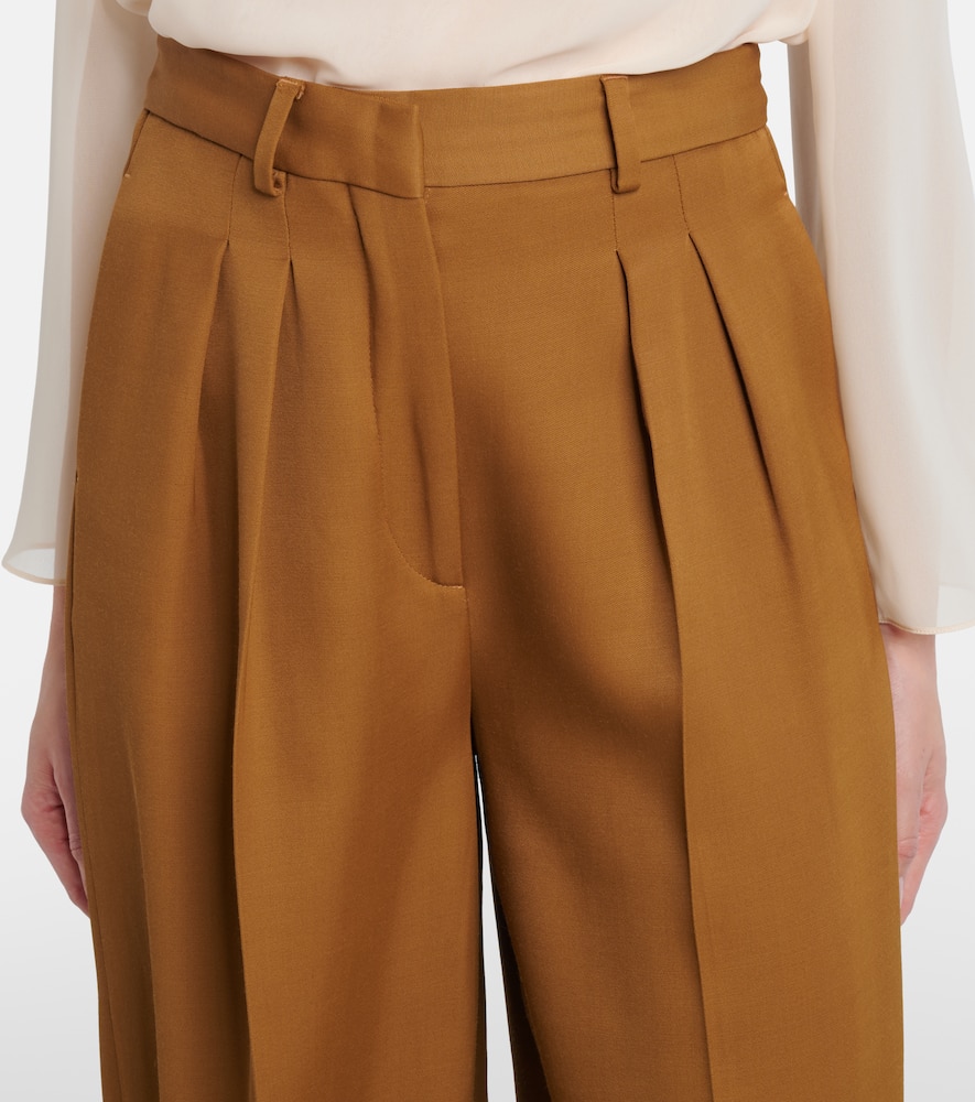 Dash cropped barrel-leg pants