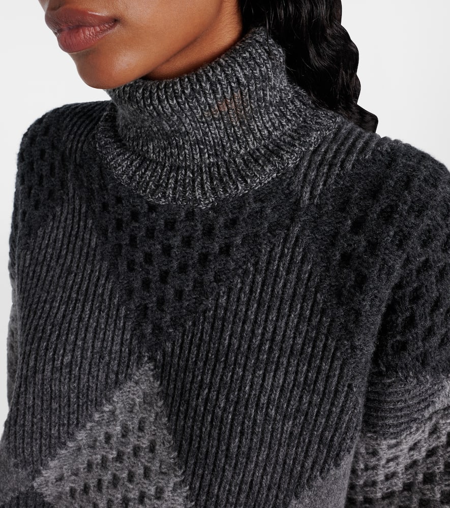 Virgin wool turtleneck sweater