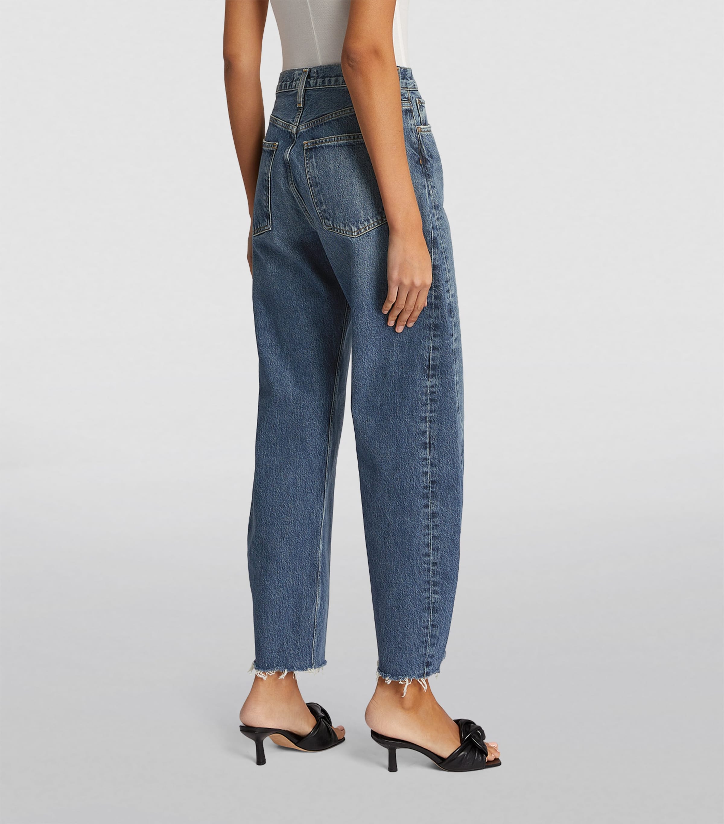 Luna Barrel-Leg Jeans