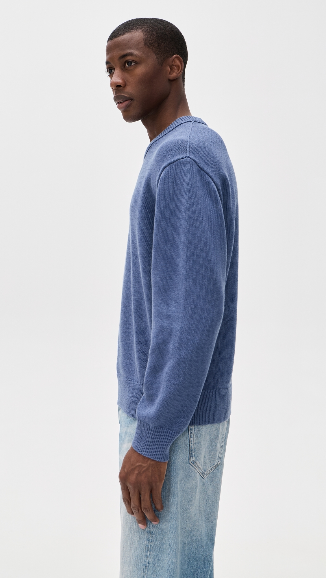 Gabriel Crew Neck Sweater In Cotton Linen Worn Denim