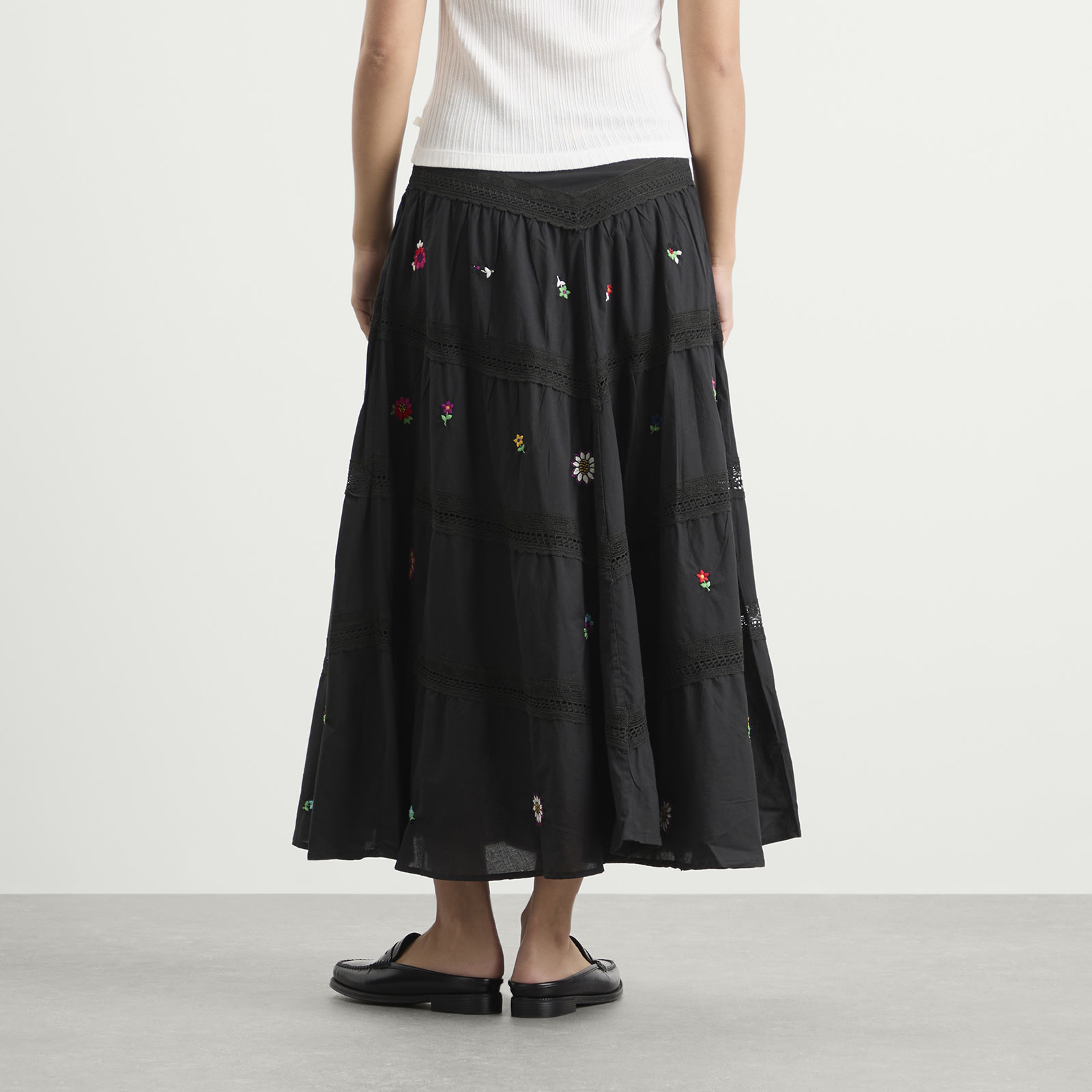 Women's Sigrid Skirt Sun Embroidery Black