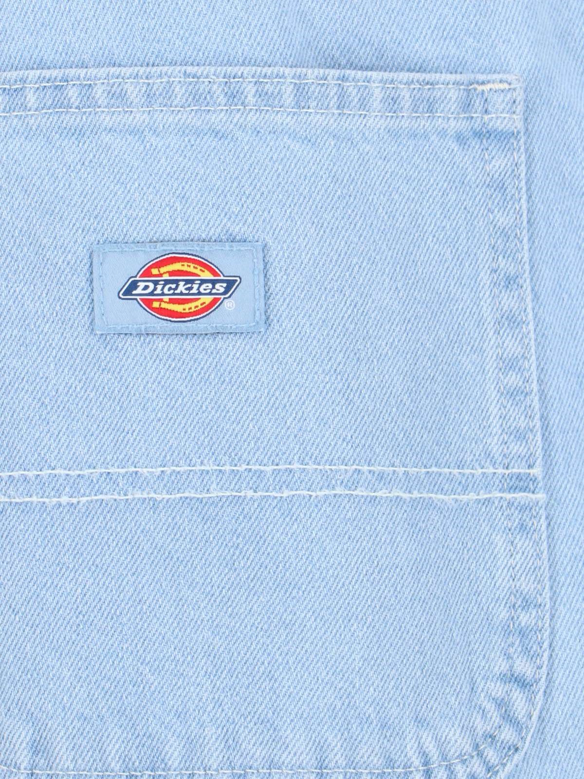 Straight Jeans