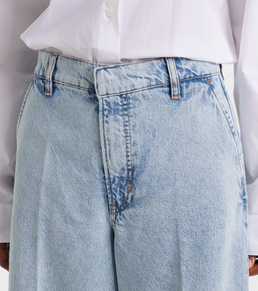 High-rise wide-leg jeans
