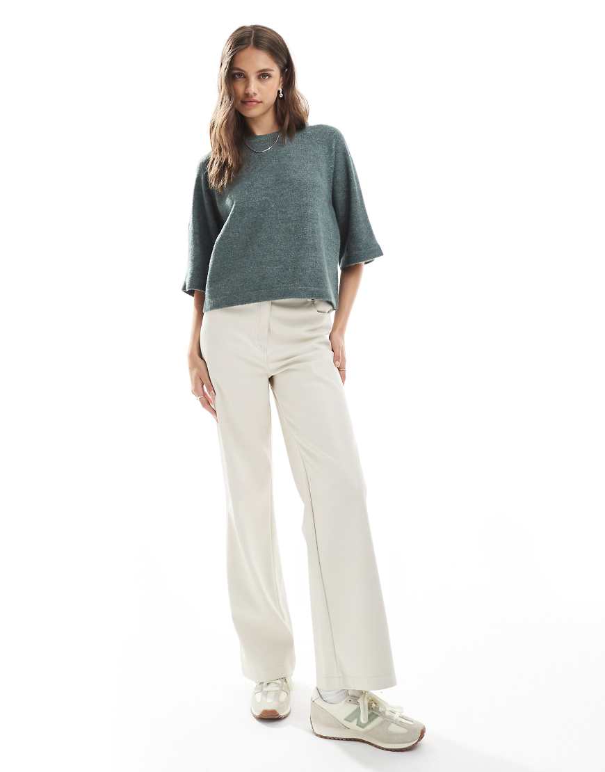 Cropped knitted t-shirt in green
