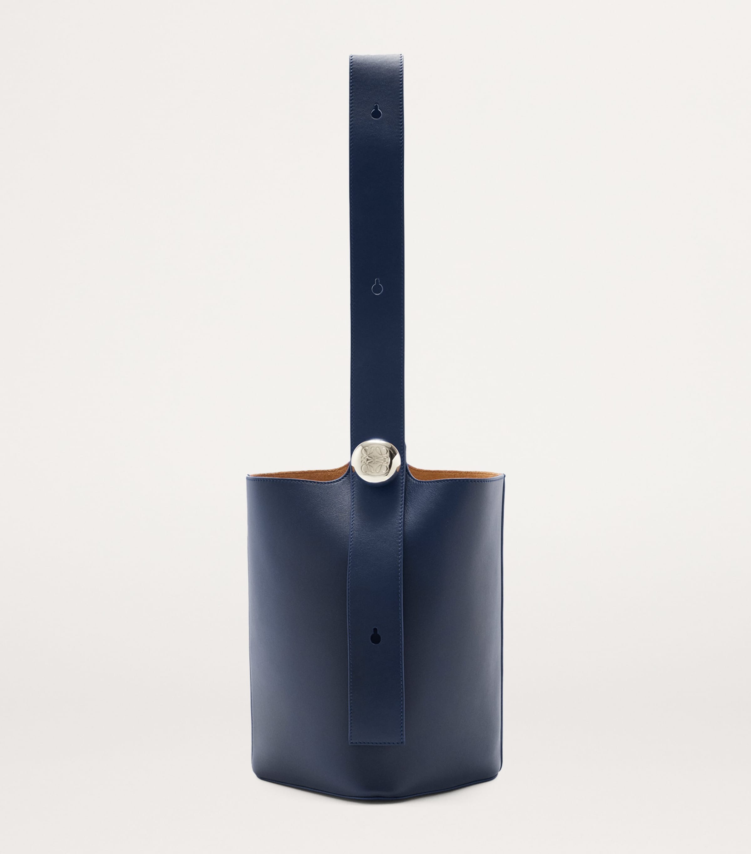 Medium Leather Pebble Bucket Bag