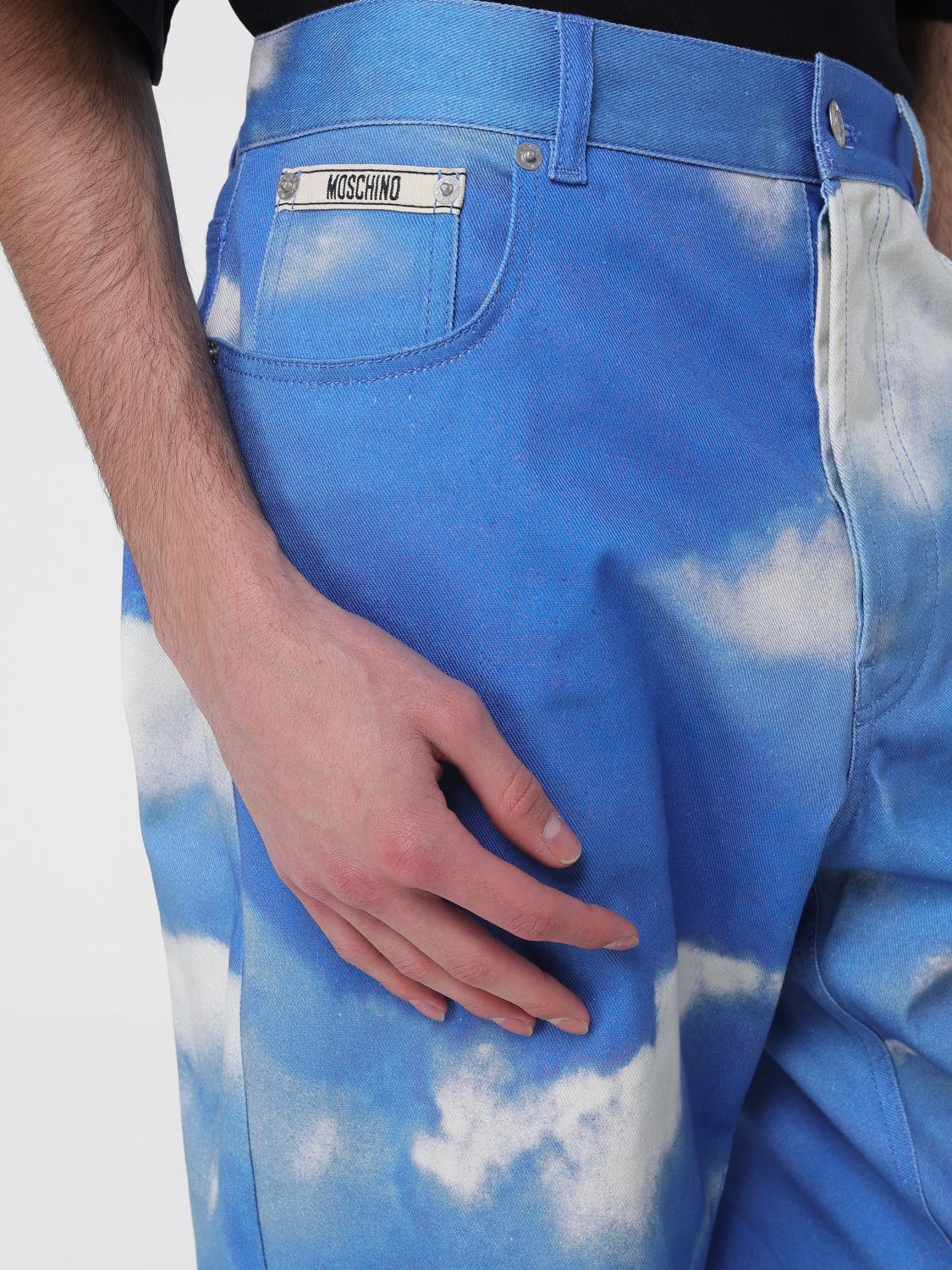 Jeans Men color Gnawed Blue
