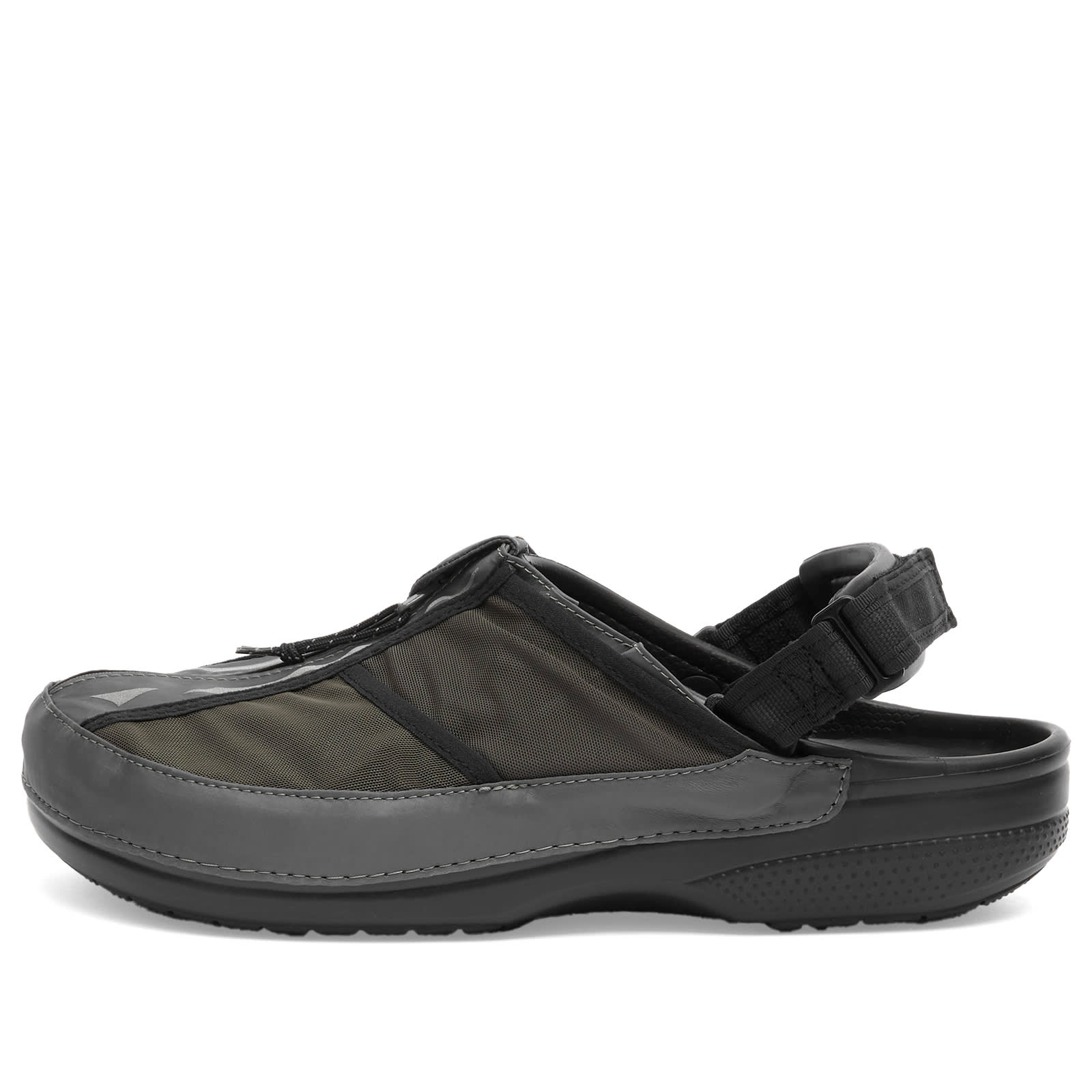 Running Vest Clog in Black