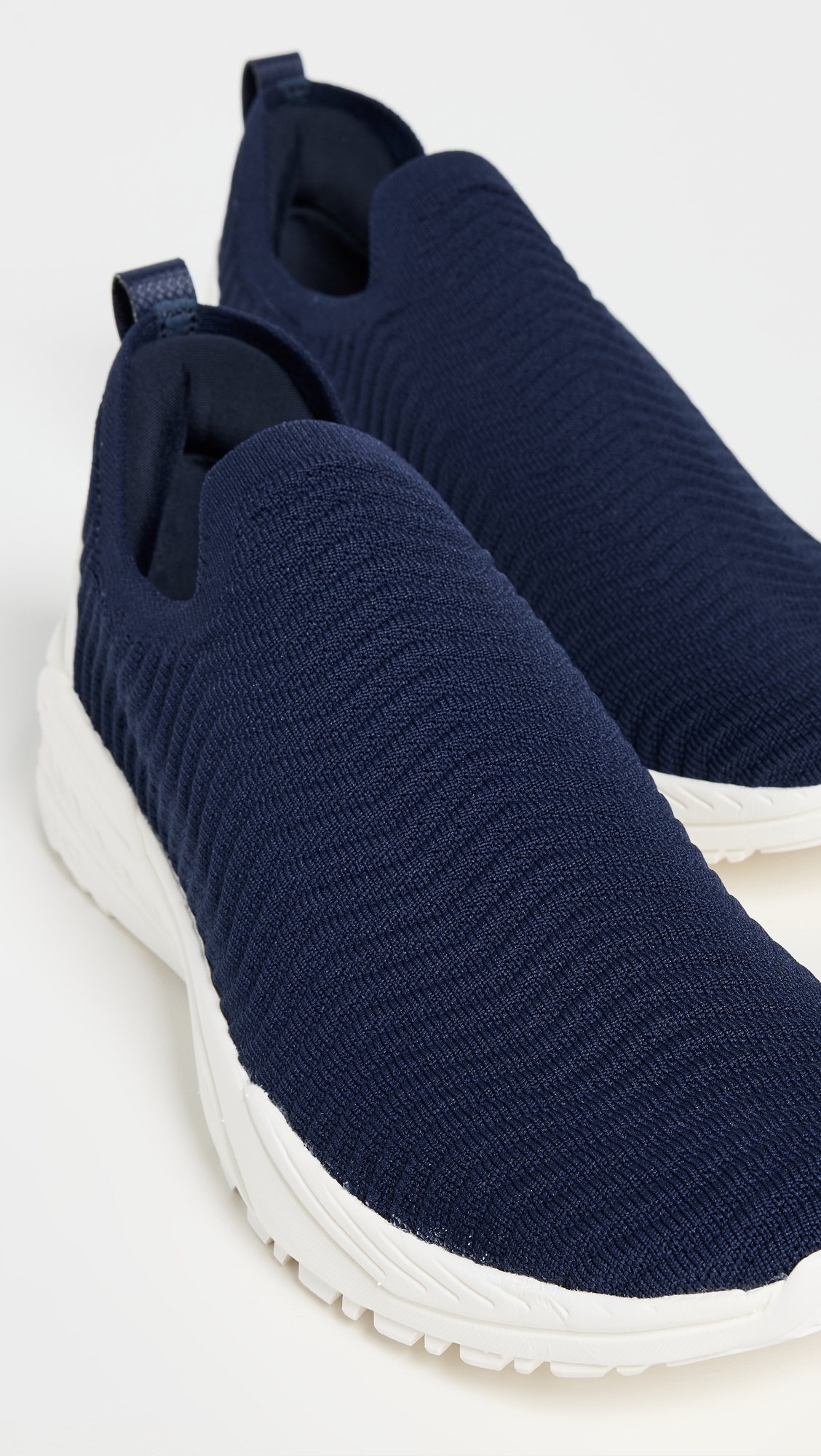 Techloom Traveler Sneakers Navy/Ivory