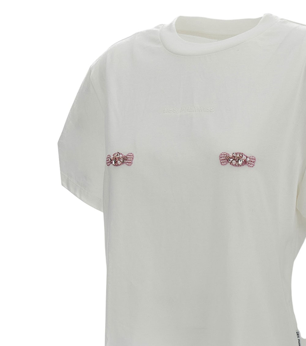 T-shirt With Applications
