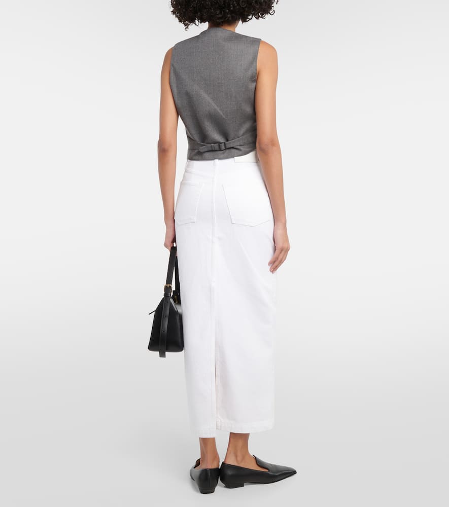 Single-breasted vest