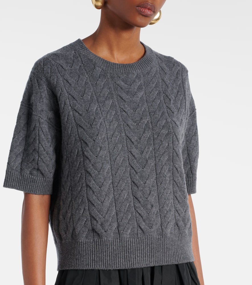 Dominus wool top