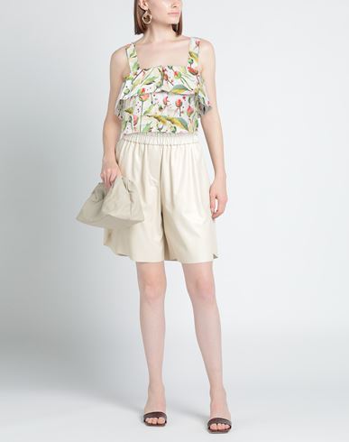 Woman Top White