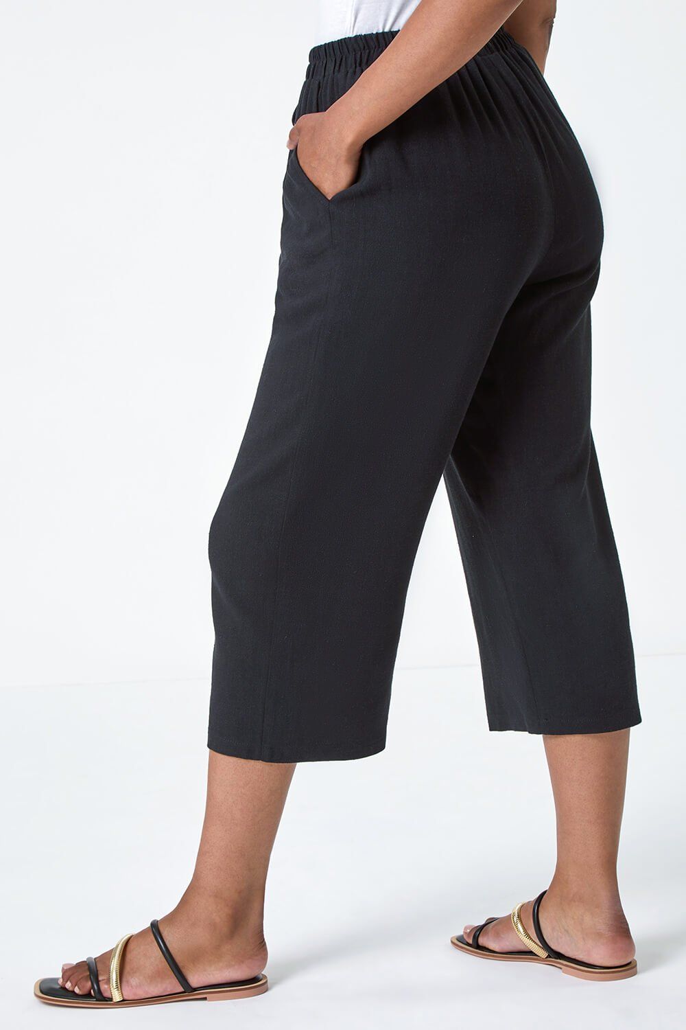 Roman Women's Petite Linen Blend Wide Cropped Trousers in Black