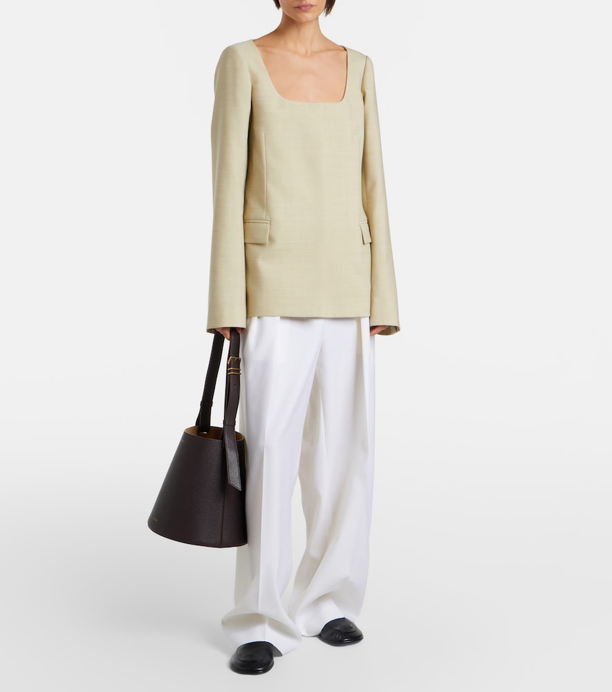 Orbita Small leather bucket bag