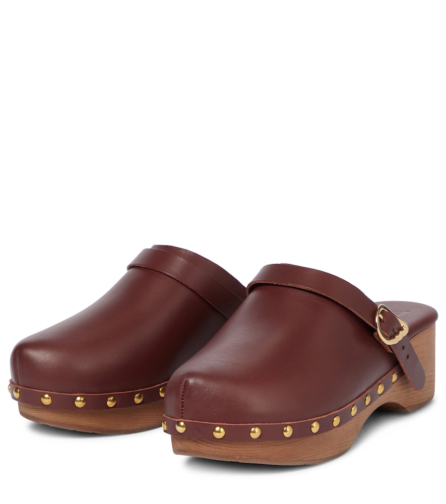 Classic Closed leather clogs