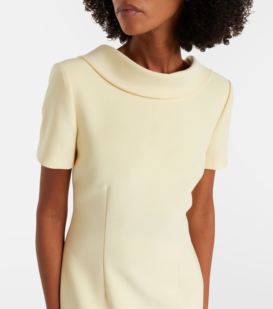 Crêpe gown