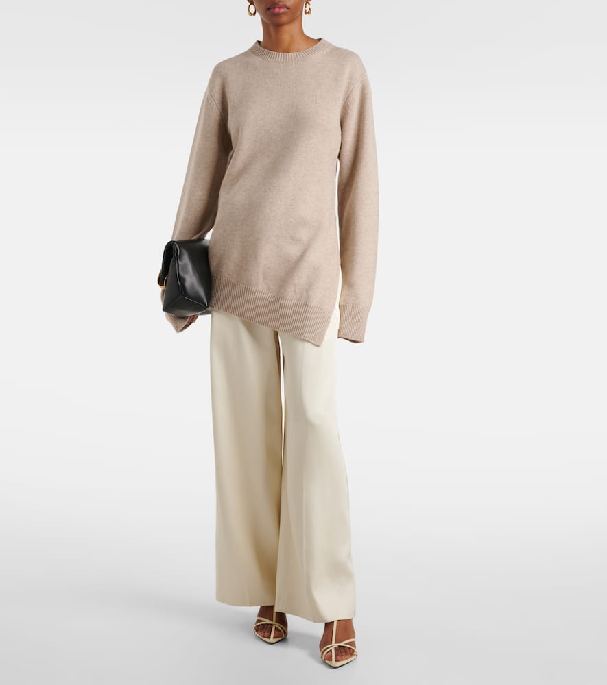 Wool and cashmere sweater