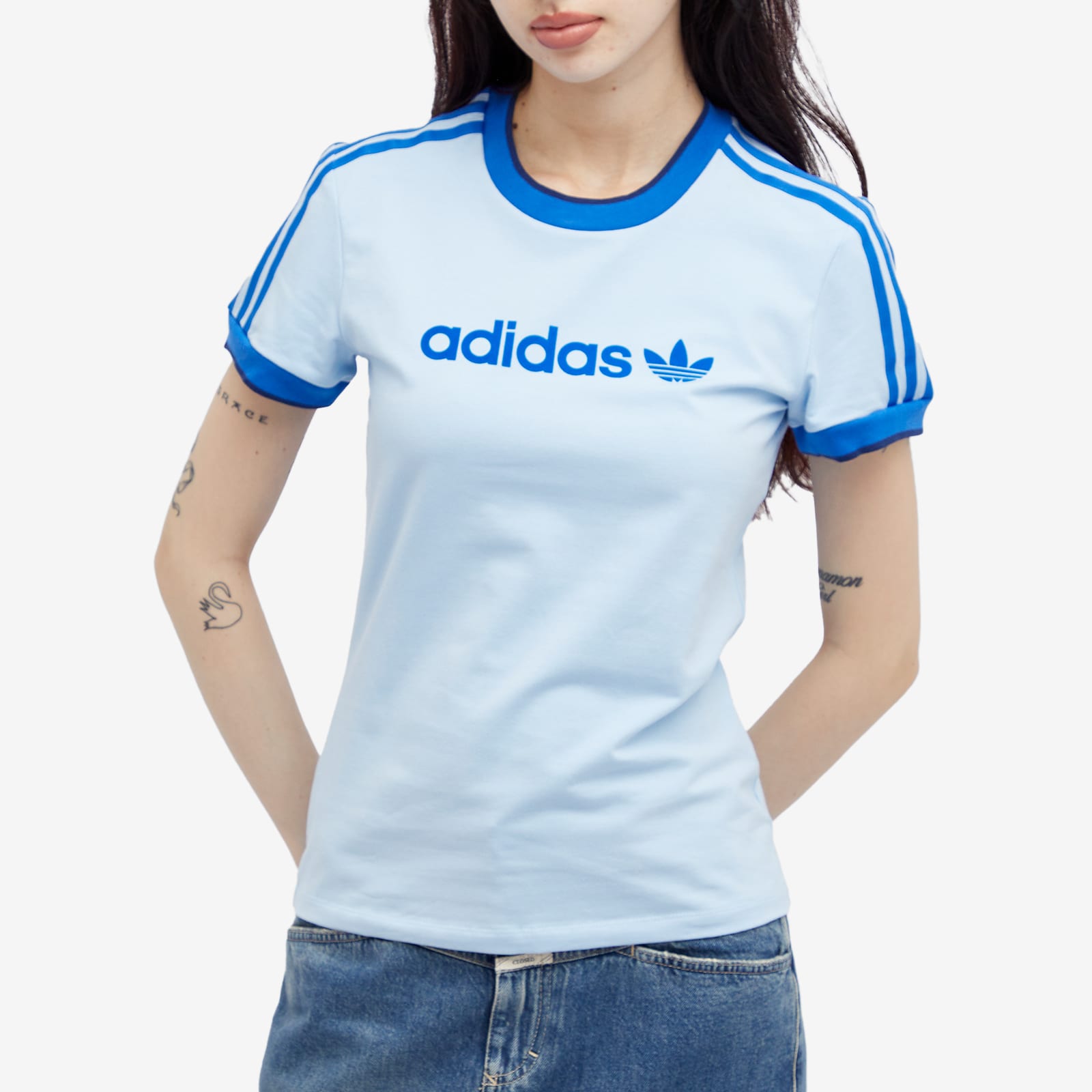 Women's Badge Slim T-Shirt in Clear Sky