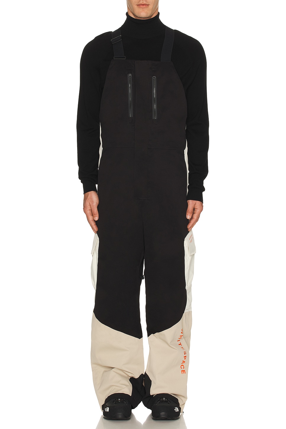 Whitespace 2L Insulated Cargo Bib Pants in Plaza Taupe Black Onyx & Bone. S also in L, M, XL/1X