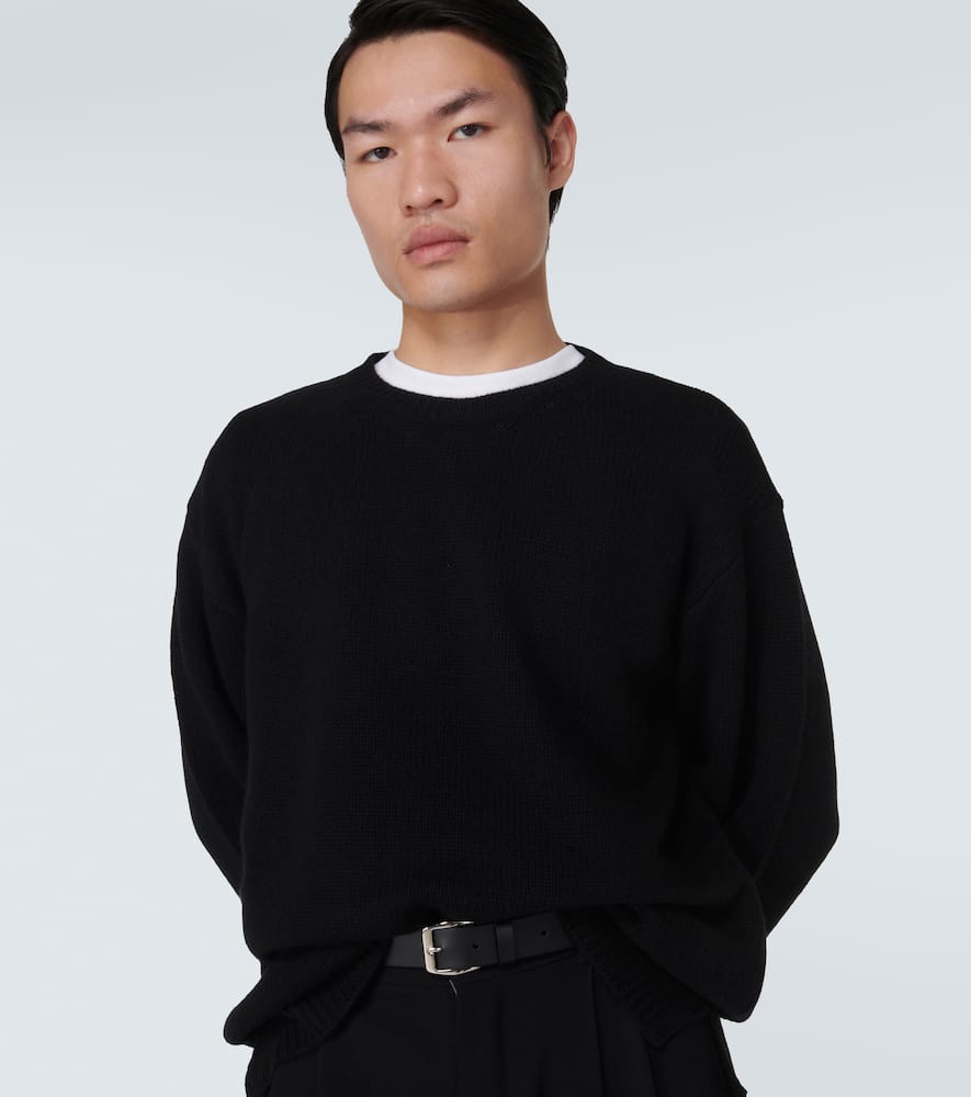 Cashmere sweater
