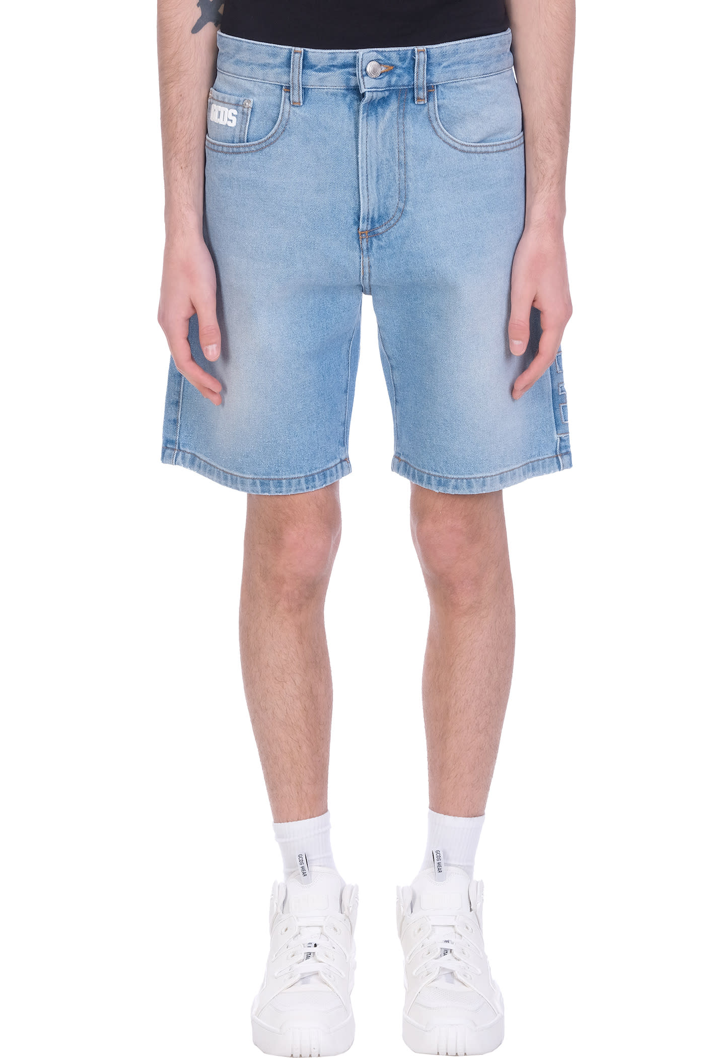 Logo-patch denim shorts
