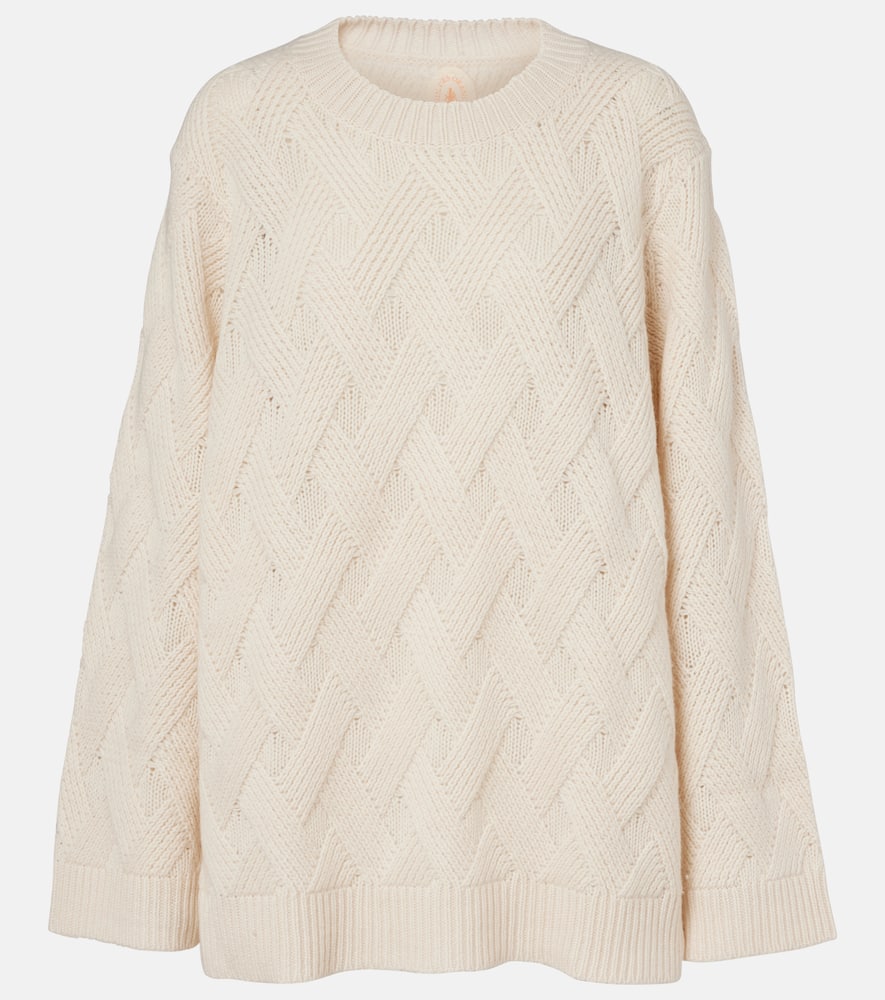 Oversized wool and cashmere sweater