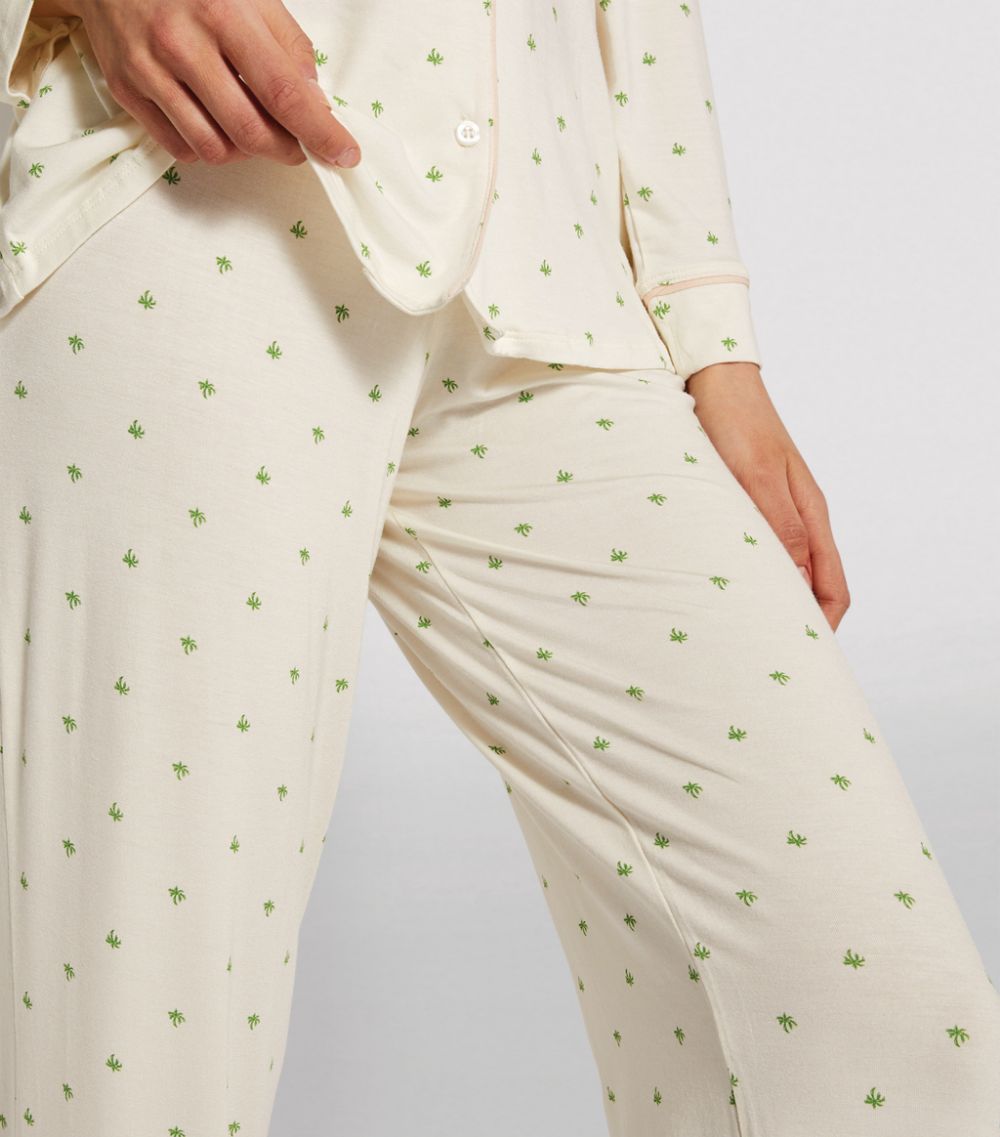Modal Giving Palm Pyjama Set