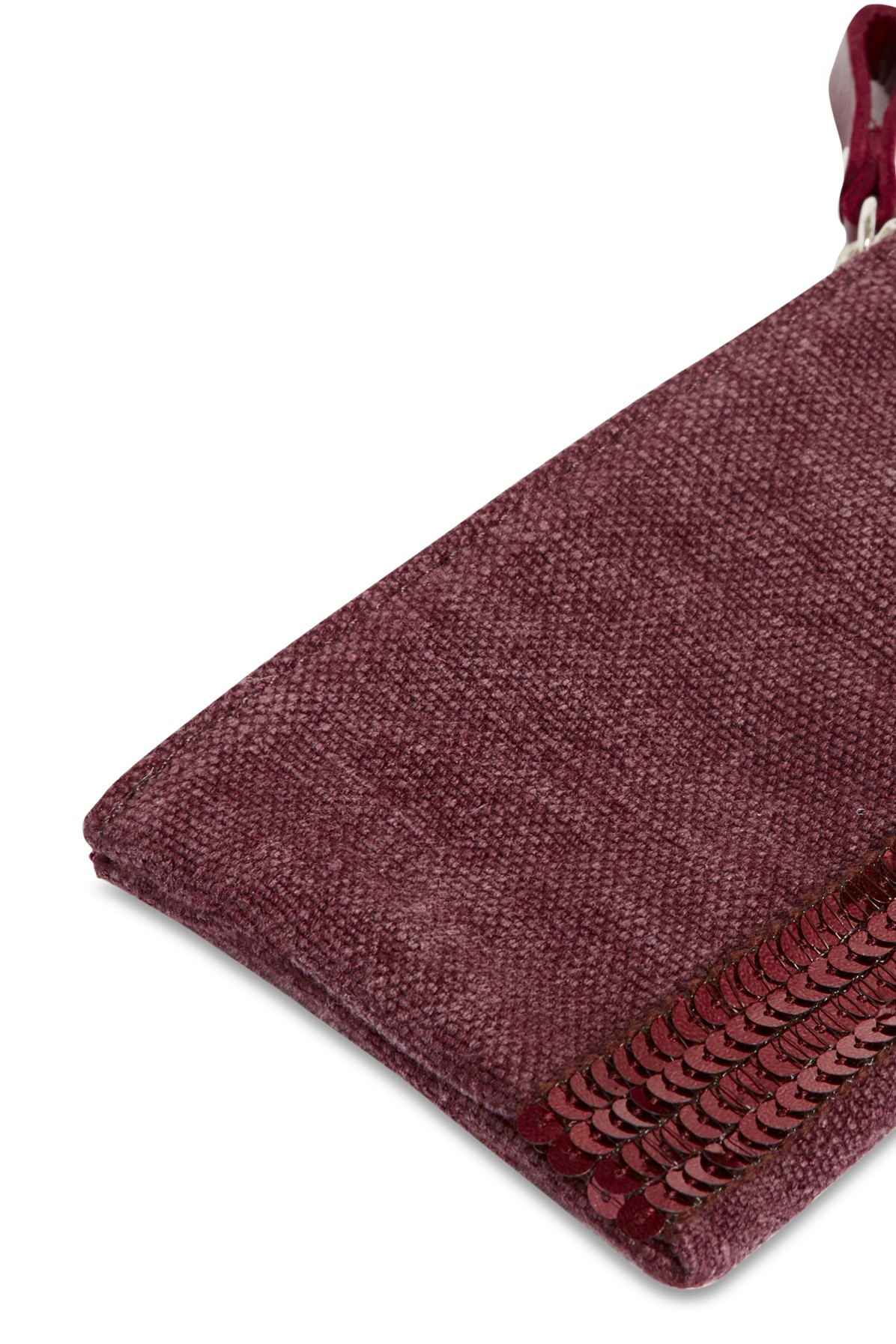 Zipped clutch