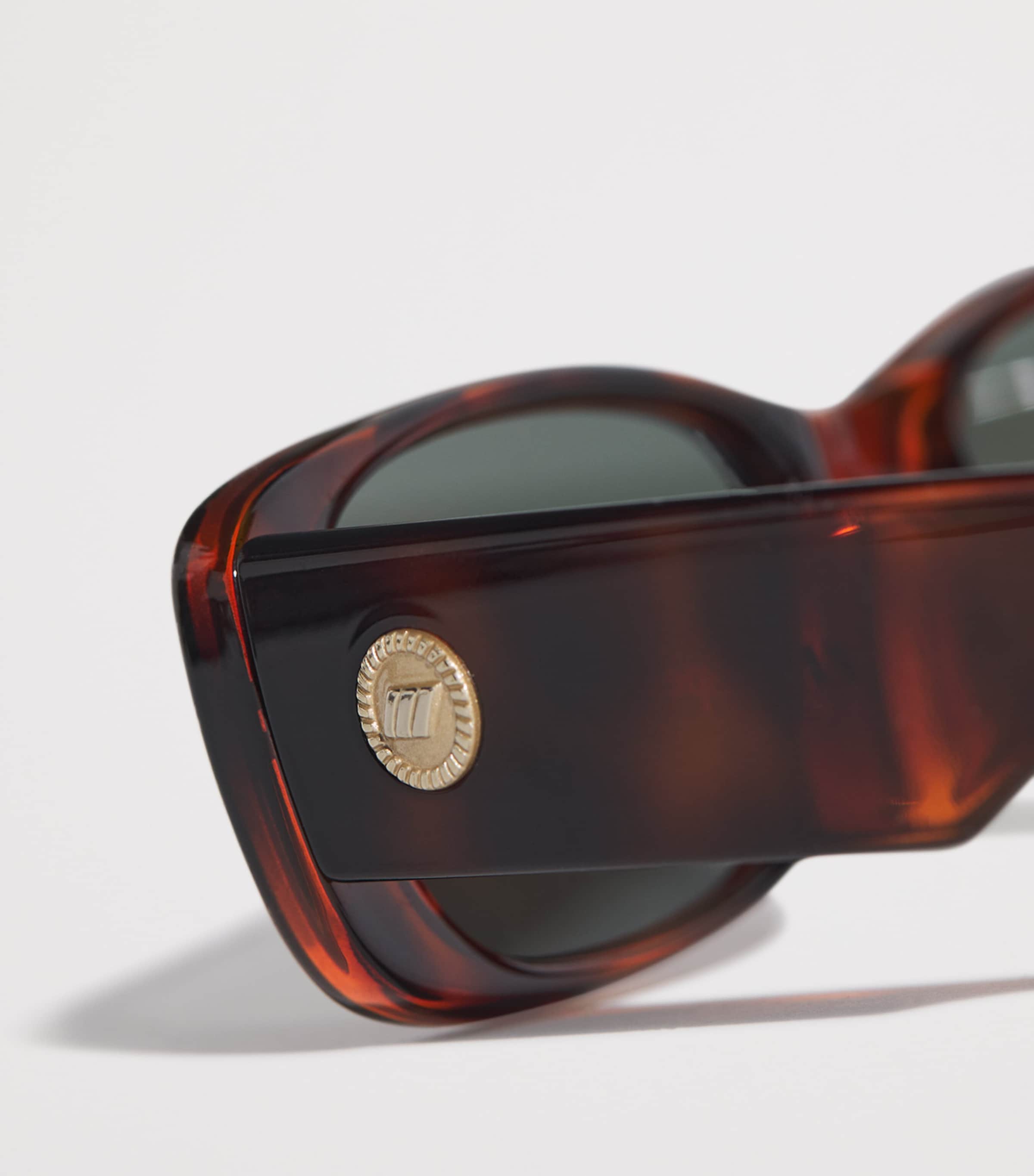 Le Specs Unreal! Rectangular Sunglasses
