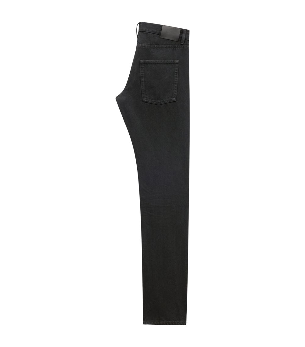 Relaxed Slim Jeans