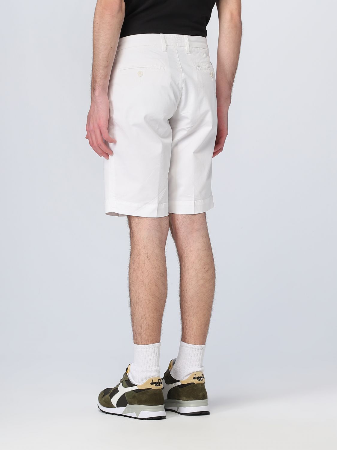 Short Men color White