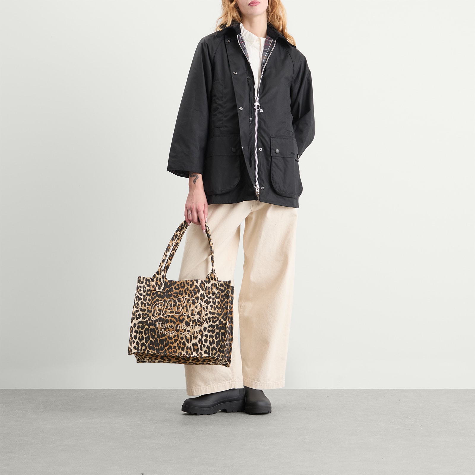 Women's Beaufort Wax Jacket Black/Modern