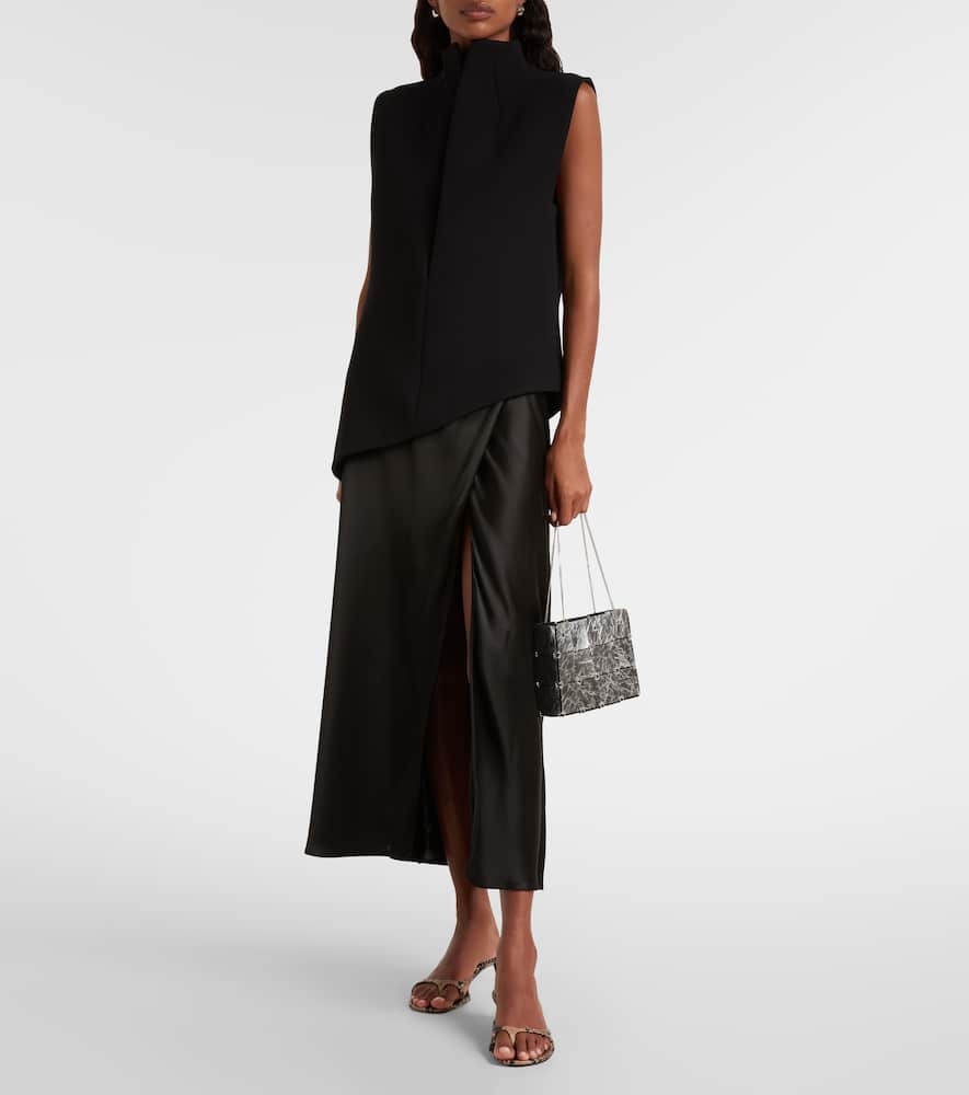 Von asymmetric top