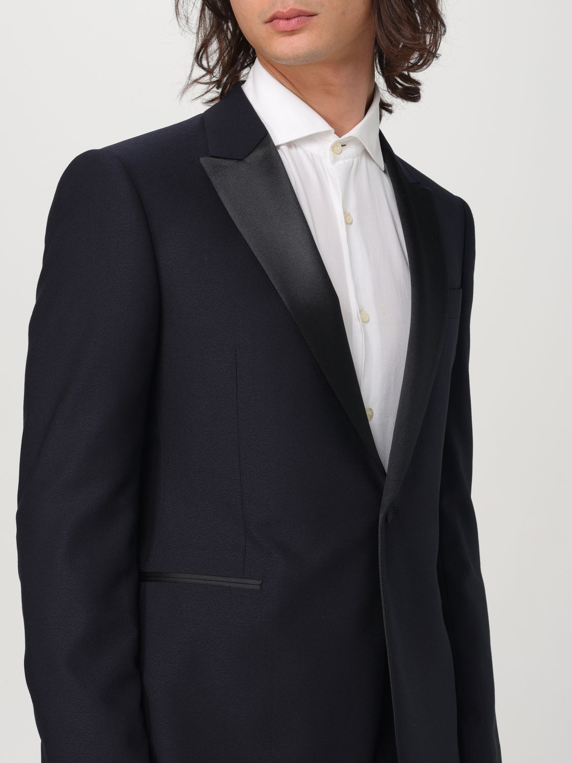 Suit Men color Blue