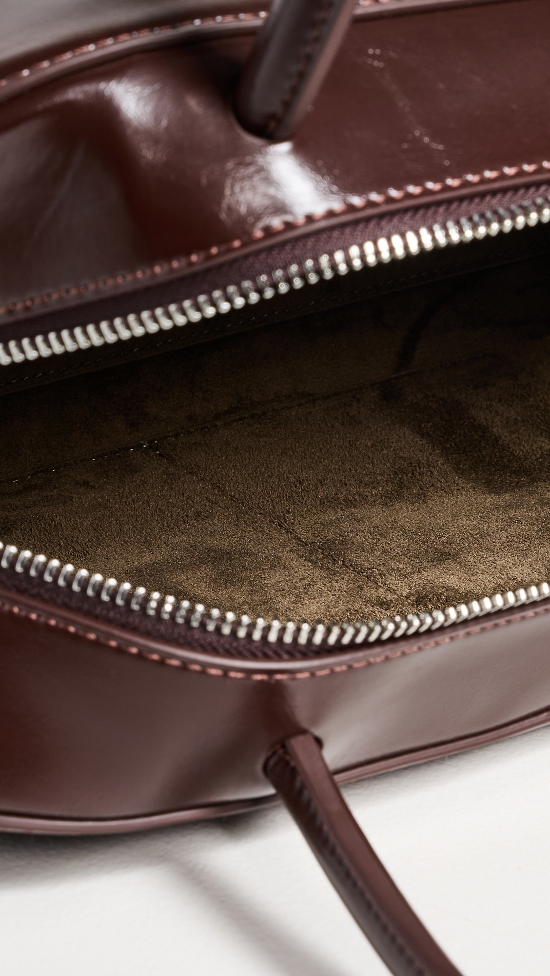 Alma Shoulder Bag Raisin One Size