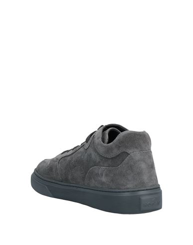 Man Sneakers Lead