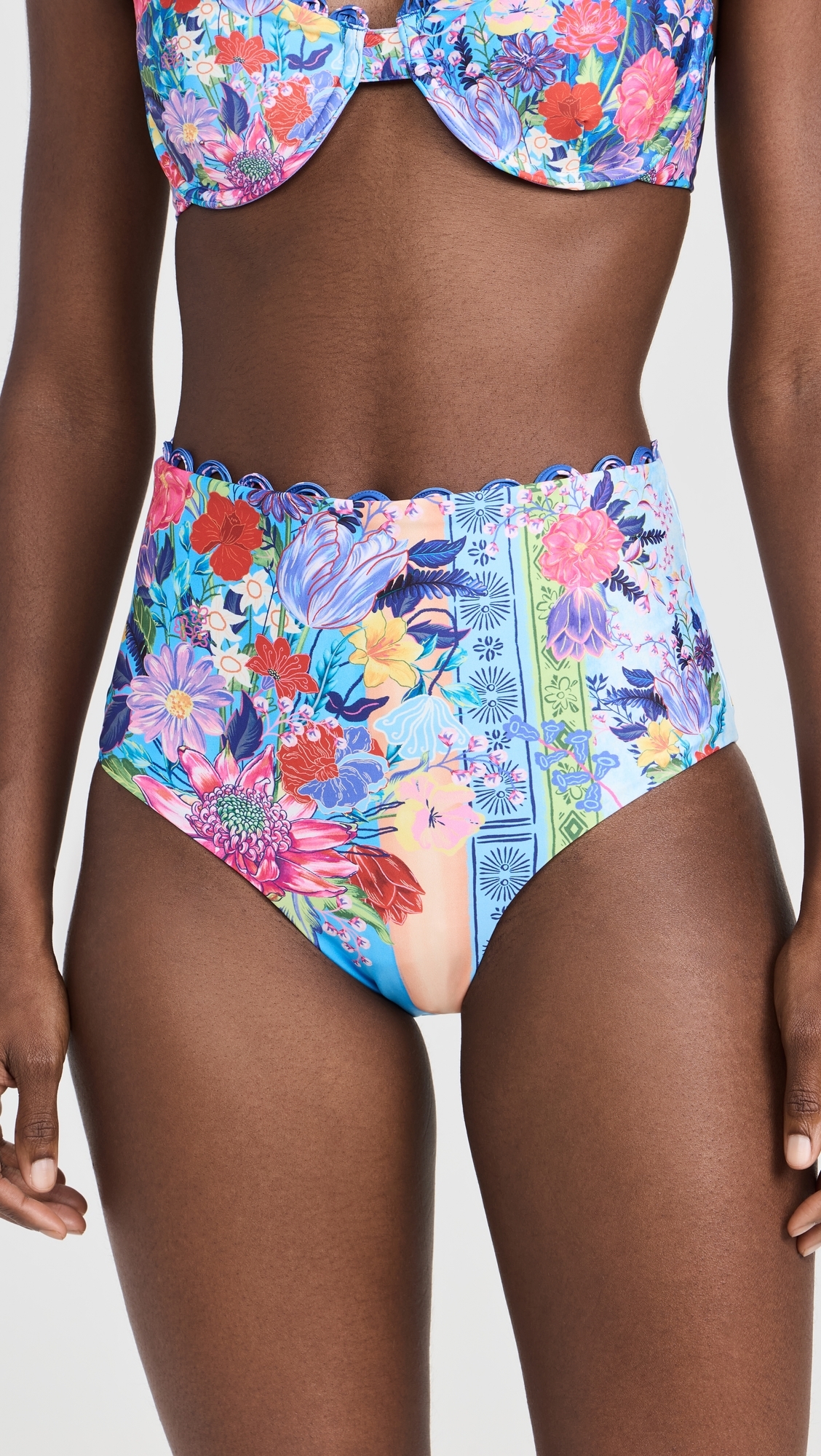 Alicia Bottoms Multicolor