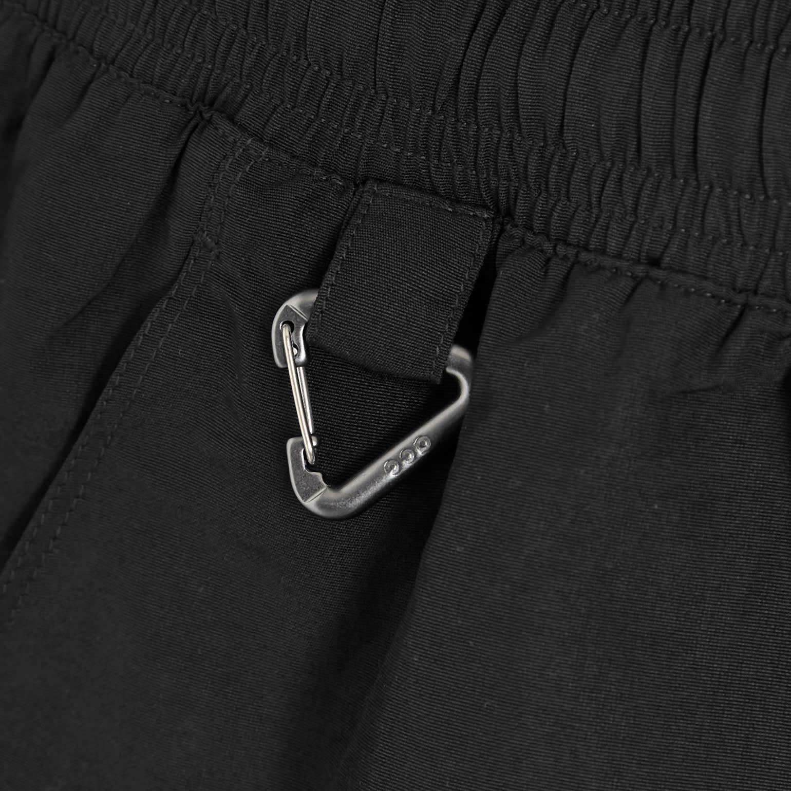 ACG Reservoir Goat Short in Black/Anthracite/Summit White