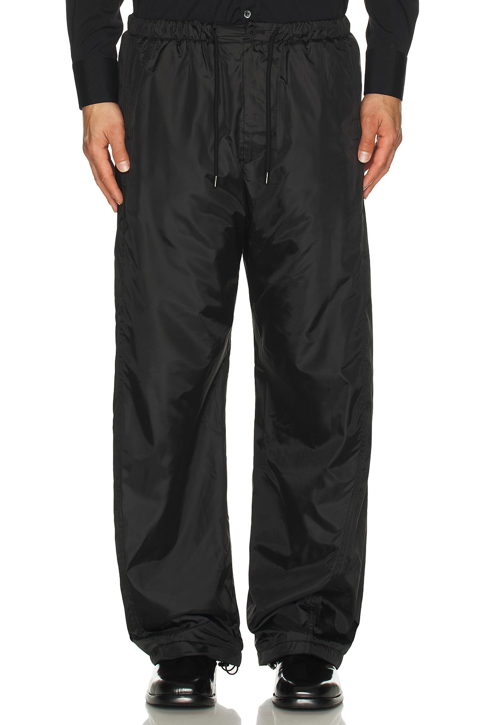 Le17Septembre Curved Pants in Black. 52. Also
