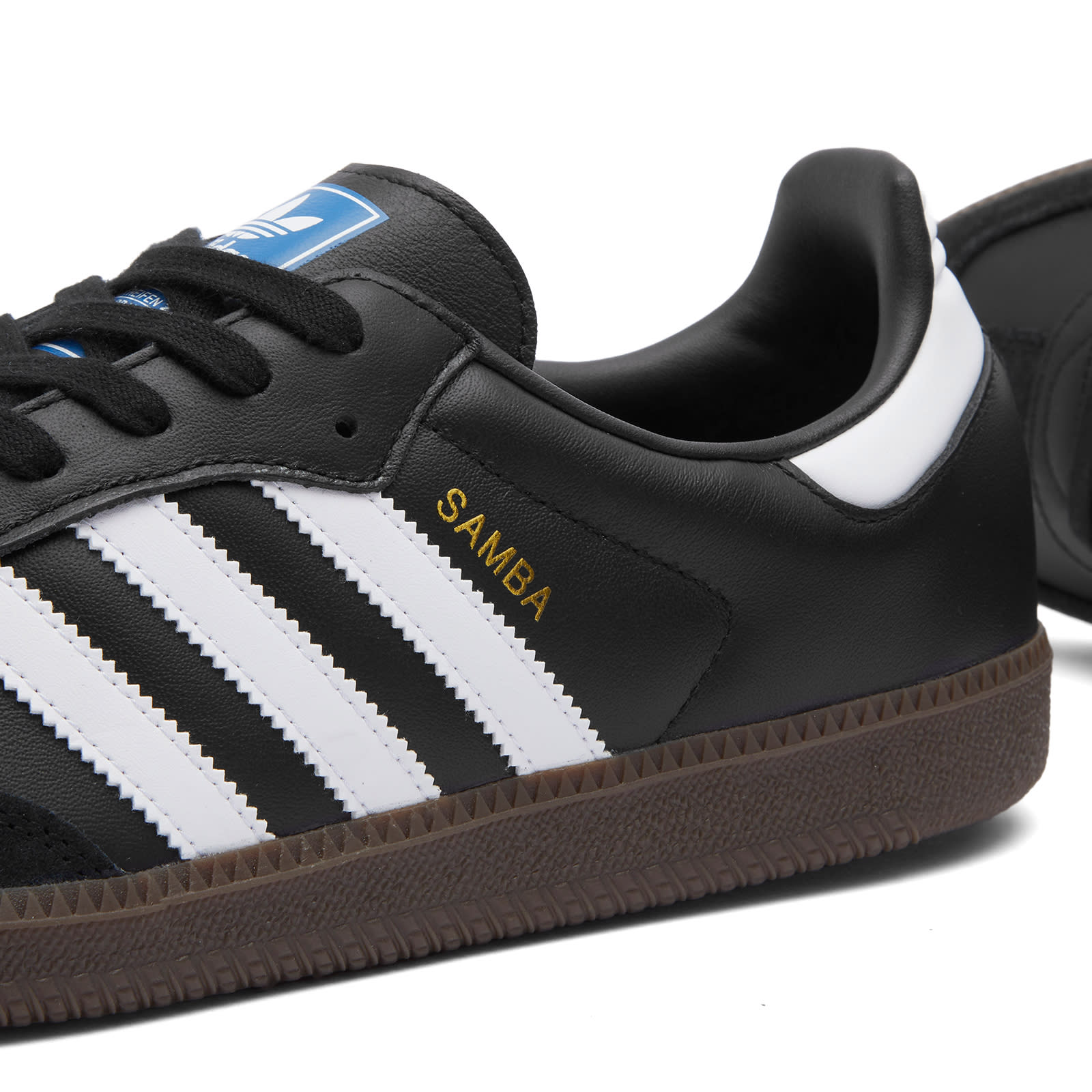 MAN BLACK SNEAKERS