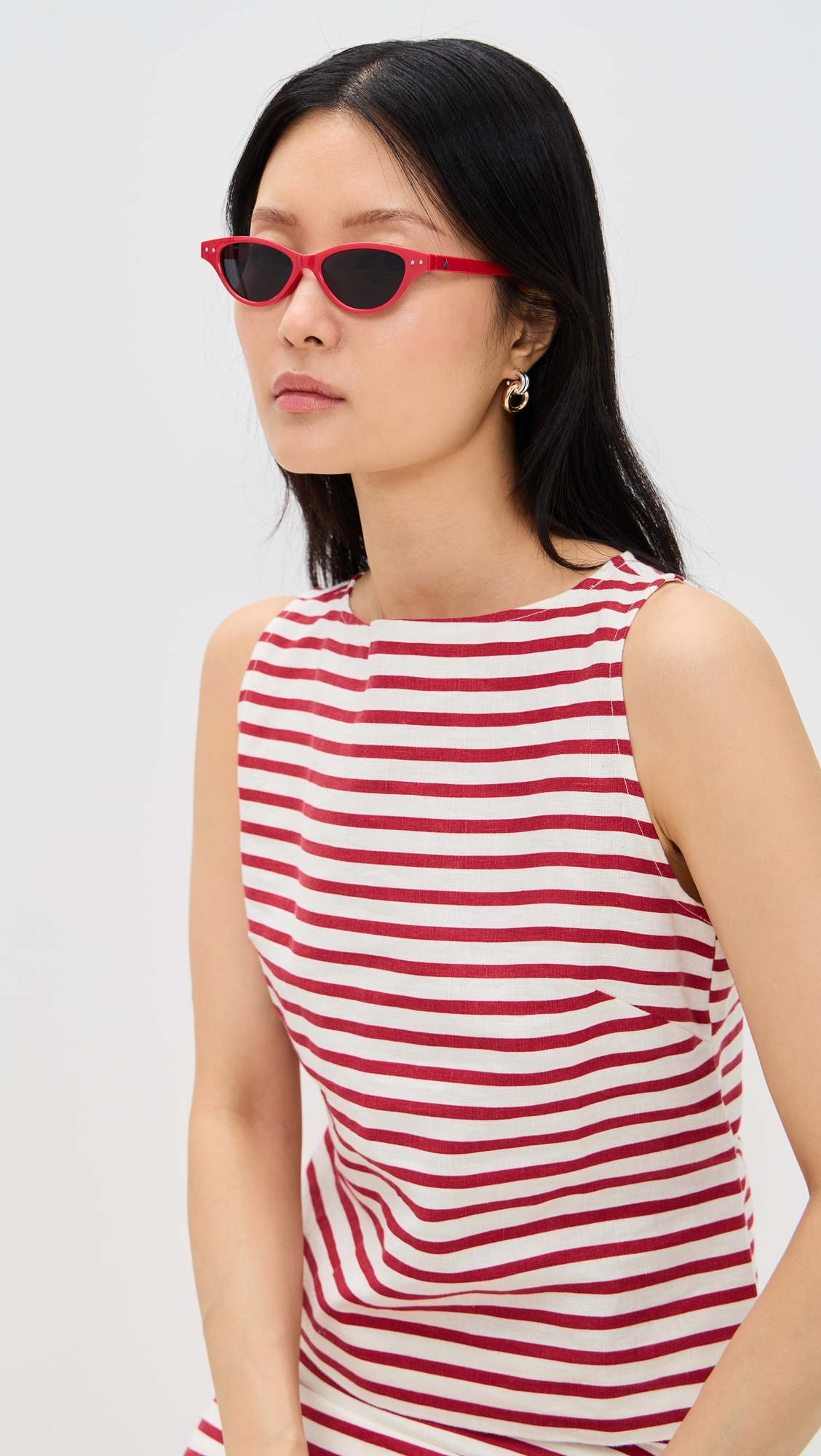 AIRE Cybeles Sunglasses Scarlet One Size