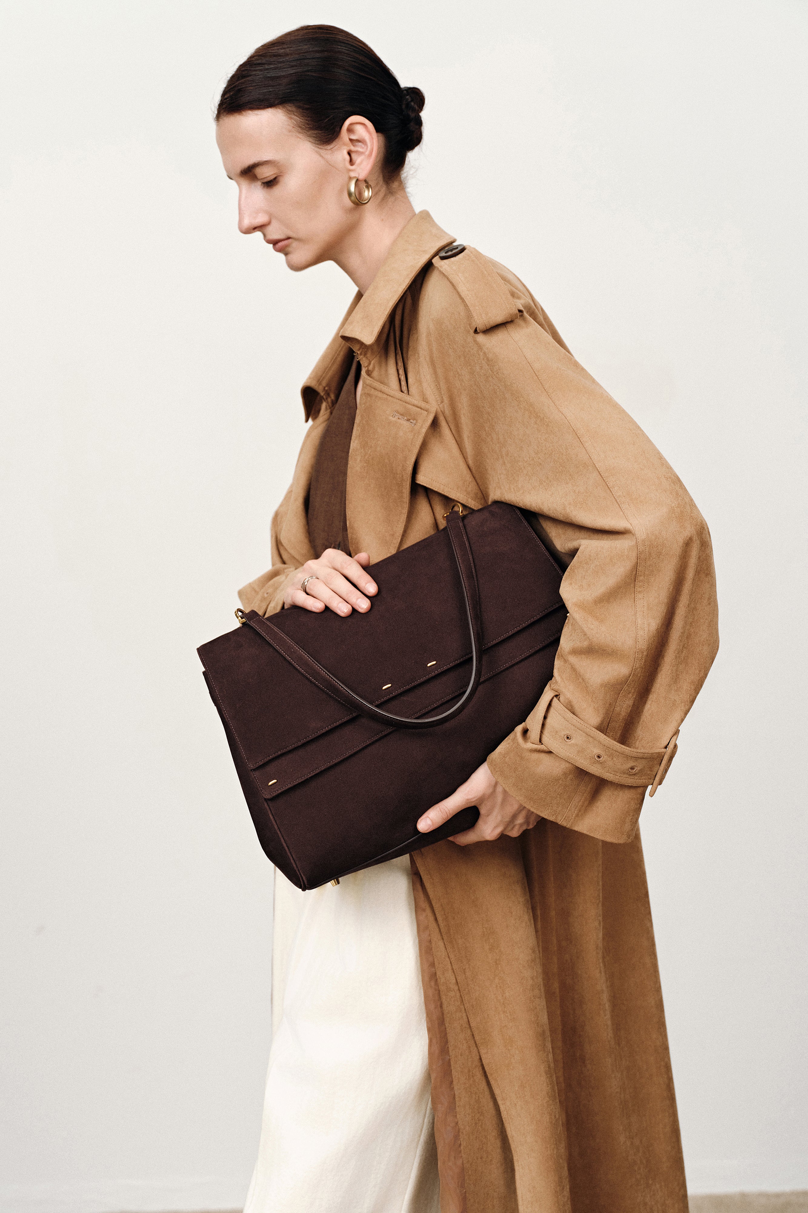 Rialto Double Flap Handbag in Top-Grain Nubuck Leather