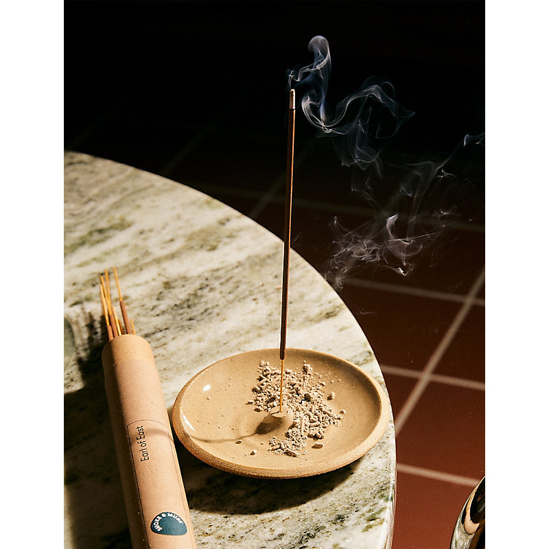 Smoke and Musk Scented Incense Sticks