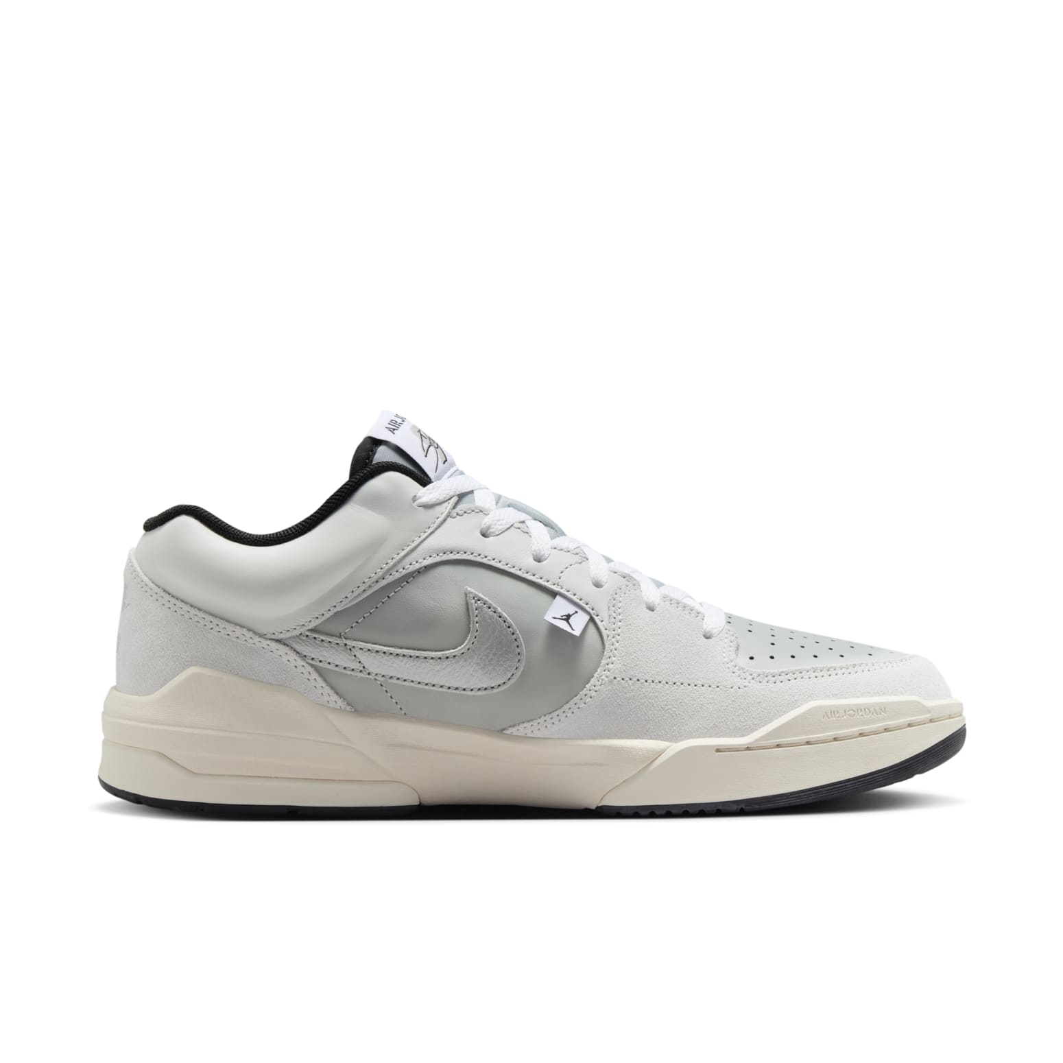 Stadium 90 'Light Smoke Grey'