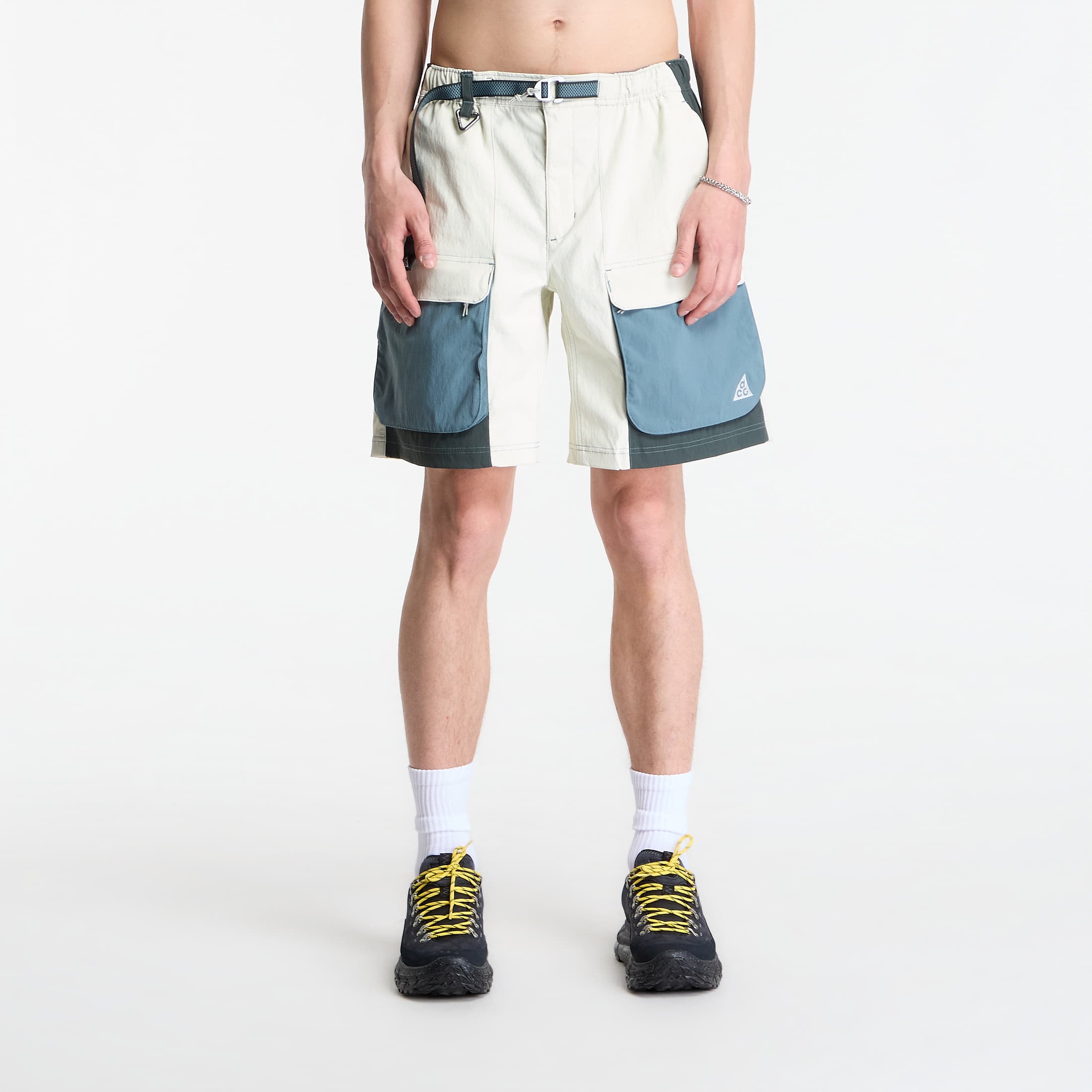 Nike ACG "Smith Summit" Men's Cargo Shorts Sea Glass/ Mineral Slate/ Summit White
